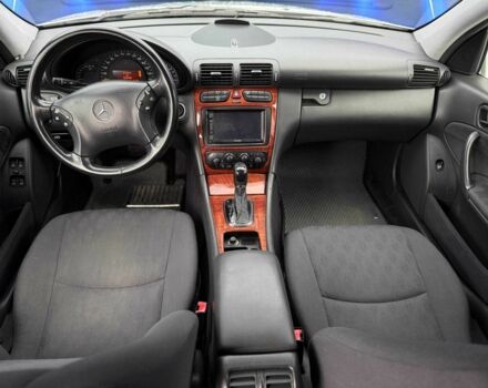 Мерседес Ц-Клас 2001 у Запоріжжя на Automoto.ua Сірий Мерседес Ц-Клас, об'ємом двигуна 2 л та пробігом 228 тис. км за 5499 $, фото 10 на Automoto.ua