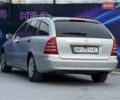 Мерседес Ц-Клас 2001 у Запоріжжя на Automoto.ua Сірий Мерседес Ц-Клас, об'ємом двигуна 2 л та пробігом 228 тис. км за 5499 $, фото 4 на Automoto.ua