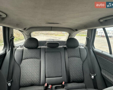 Серый Мерседес Ц-Класс, объемом двигателя 2.69 л и пробегом 500 тыс. км за 3550 $, фото 11 на Automoto.ua