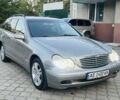 Сірий Мерседес Ц-Клас, об'ємом двигуна 2.7 л та пробігом 250 тис. км за 4310 $, фото 1 на Automoto.ua