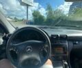 Сірий Мерседес Ц-Клас, об'ємом двигуна 2.7 л та пробігом 433 тис. км за 500 $, фото 2 на Automoto.ua