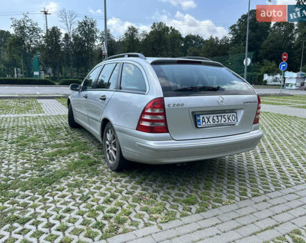 Сірий Мерседес Ц-Клас, об'ємом двигуна 1.8 л та пробігом 93 тис. км за 7500 $, фото 2 на Automoto.ua