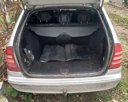 Серый Мерседес Ц-Класс, объемом двигателя 2.15 л и пробегом 350 тыс. км за 3900 $, фото 7 на Automoto.ua