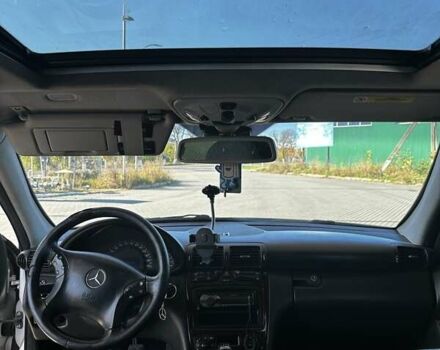 Серый Мерседес Ц-Класс, объемом двигателя 2.1 л и пробегом 465 тыс. км за 5500 $, фото 22 на Automoto.ua