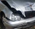 Сірий Мерседес Ц-Клас, об'ємом двигуна 1.8 л та пробігом 260 тис. км за 2000 $, фото 1 на Automoto.ua