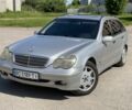 Сірий Мерседес Ц-Клас, об'ємом двигуна 1.8 л та пробігом 400 тис. км за 4200 $, фото 1 на Automoto.ua