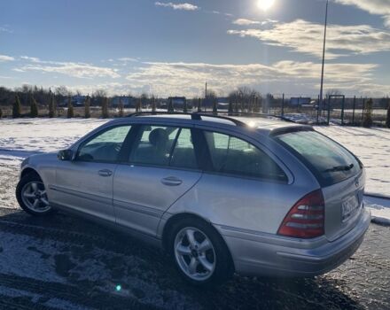 Серый Мерседес Ц-Класс, объемом двигателя 2.7 л и пробегом 317 тыс. км за 5300 $, фото 3 на Automoto.ua