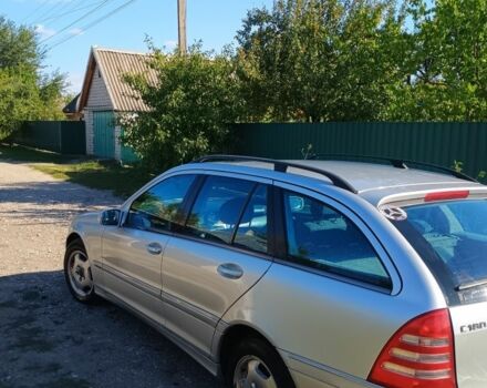 Мерседес Ц-Класс 2002 в Каменское - Днепродзержинск на Automoto.ua Серый Мерседес Ц-Класс, объемом двигателя 1.8 л и пробегом 335 тыс. км за 3799 $, фото 3 на Automoto.ua