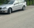 Сірий Мерседес Ц-Клас, об'ємом двигуна 2.2 л та пробігом 330 тис. км за 3500 $, фото 1 на Automoto.ua