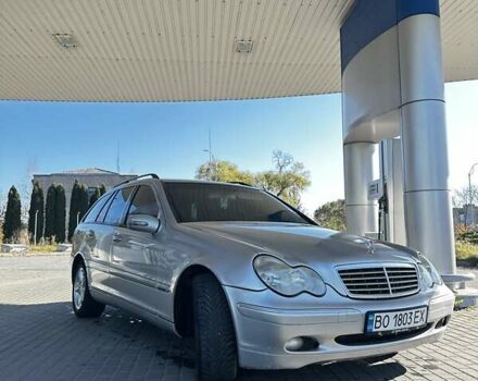 Серый Мерседес Ц-Класс, объемом двигателя 2.1 л и пробегом 465 тыс. км за 5500 $, фото 1 на Automoto.ua