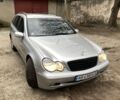 Сірий Мерседес Ц-Клас, об'ємом двигуна 2.2 л та пробігом 331 тис. км за 5900 $, фото 1 на Automoto.ua