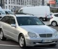 Сірий Мерседес Ц-Клас, об'ємом двигуна 2.15 л та пробігом 261 тис. км за 3750 $, фото 2 на Automoto.ua
