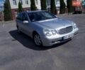 Сірий Мерседес Ц-Клас, об'ємом двигуна 1.8 л та пробігом 302 тис. км за 6699 $, фото 1 на Automoto.ua