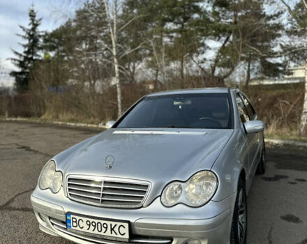 Серый Мерседес Ц-Класс, объемом двигателя 2.15 л и пробегом 387 тыс. км за 5500 $, фото 6 на Automoto.ua