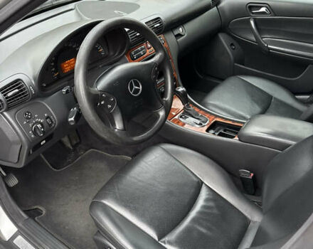 Серый Мерседес Ц-Класс, объемом двигателя 2.7 л и пробегом 208 тыс. км за 4750 $, фото 27 на Automoto.ua