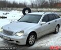 Серый Мерседес Ц-Класс, объемом двигателя 2.2 л и пробегом 211 тыс. км за 2500 $, фото 1 на Automoto.ua