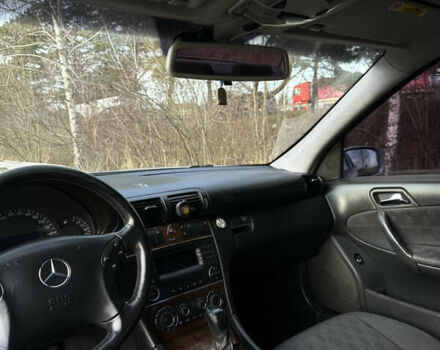 Серый Мерседес Ц-Класс, объемом двигателя 2.15 л и пробегом 387 тыс. км за 5500 $, фото 18 на Automoto.ua