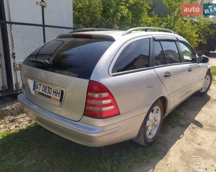 Серый Мерседес Ц-Класс, объемом двигателя 1.8 л и пробегом 307 тыс. км за 510 $, фото 9 на Automoto.ua