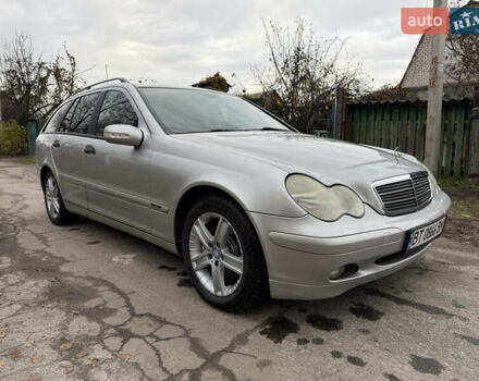 Серый Мерседес Ц-Класс, объемом двигателя 2.7 л и пробегом 208 тыс. км за 4750 $, фото 23 на Automoto.ua