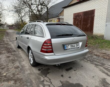 Серый Мерседес Ц-Класс, объемом двигателя 2.7 л и пробегом 220 тыс. км за 4750 $, фото 3 на Automoto.ua