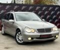 Мерседес Ц-Класс 2003 в Сумах на Automoto.ua Серый Мерседес Ц-Класс, объемом двигателя 2.15 л и пробегом 353 тыс. км за 5200 $, фото 1 на Automoto.ua