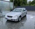 Мерседес Ц-Класс 2003 в Житомире на Automoto.ua Серый Мерседес Ц-Класс, объемом двигателя 1.8 л и пробегом 260 тыс. км за 4600 $, фото 1 на Automoto.ua