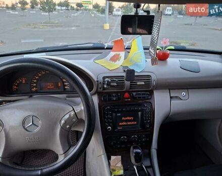Сірий Мерседес Ц-Клас, об'ємом двигуна 2.2 л та пробігом 491 тис. км за 5900 $, фото 7 на Automoto.ua