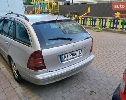 Сірий Мерседес Ц-Клас, об'ємом двигуна 2.69 л та пробігом 385 тис. км за 4300 $, фото 4 на Automoto.ua