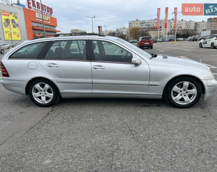 Сірий Мерседес Ц-Клас, об'ємом двигуна 2.15 л та пробігом 430 тис. км за 5200 $, фото 2 на Automoto.ua