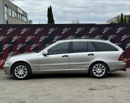 Мерседес Ц-Класс 2003 в Сумах на Automoto.ua Серый Мерседес Ц-Класс, объемом двигателя 2.15 л и пробегом 353 тыс. км за 5200 $, фото 4 на Automoto.ua