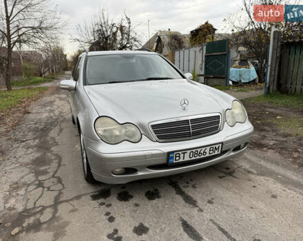 Серый Мерседес Ц-Класс, объемом двигателя 2.7 л и пробегом 208 тыс. км за 4750 $, фото 15 на Automoto.ua