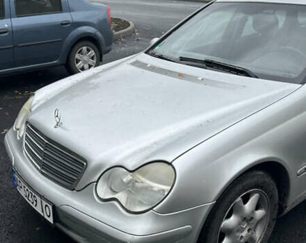 Серый Мерседес Ц-Класс, объемом двигателя 1.8 л и пробегом 260 тыс. км за 6500 $, фото 8 на Automoto.ua