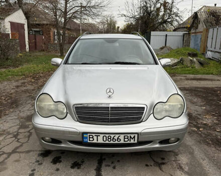 Серый Мерседес Ц-Класс, объемом двигателя 2.7 л и пробегом 208 тыс. км за 4750 $, фото 16 на Automoto.ua