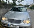 Сірий Мерседес Ц-Клас, об'ємом двигуна 2.15 л та пробігом 430 тис. км за 3200 $, фото 1 на Automoto.ua