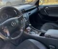 Сірий Мерседес Ц-Клас, об'ємом двигуна 2.2 л та пробігом 340 тис. км за 4300 $, фото 12 на Automoto.ua