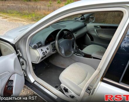 Сірий Мерседес Ц-Клас, об'ємом двигуна 1.8 л та пробігом 227 тис. км за 4950 $, фото 9 на Automoto.ua