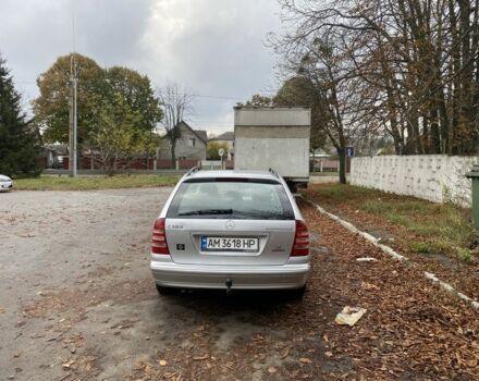 Сірий Мерседес Ц-Клас, об'ємом двигуна 1.8 л та пробігом 233 тис. км за 4600 $, фото 4 на Automoto.ua