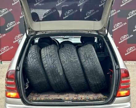 Серый Мерседес Ц-Класс, объемом двигателя 2.15 л и пробегом 353 тыс. км за 4900 $, фото 13 на Automoto.ua