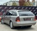 Мерседес Ц-Класс 2003 в Сумах на Automoto.ua Серый Мерседес Ц-Класс, объемом двигателя 2.15 л и пробегом 353 тыс. км за 5200 $, фото 6 на Automoto.ua