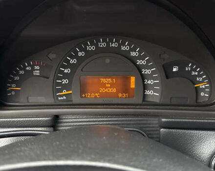 Серый Мерседес Ц-Класс, объемом двигателя 2.7 л и пробегом 208 тыс. км за 4750 $, фото 45 на Automoto.ua