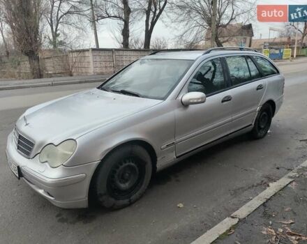 Серый Мерседес Ц-Класс, объемом двигателя 0 л и пробегом 370 тыс. км за 4700 $, фото 18 на Automoto.ua