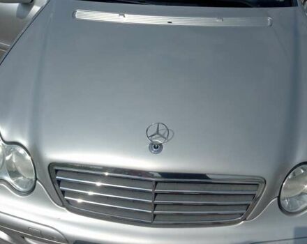 Сірий Мерседес Ц-Клас, об'ємом двигуна 1.8 л та пробігом 250 тис. км за 6300 $, фото 18 на Automoto.ua