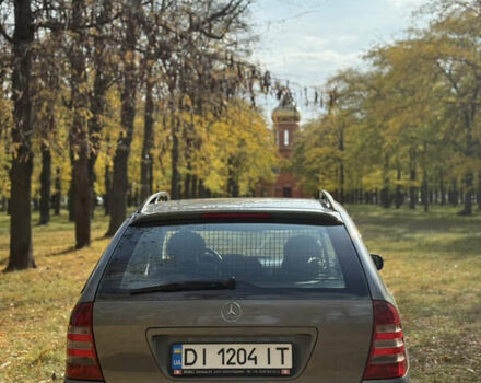 Сірий Мерседес Ц-Клас, об'ємом двигуна 2.15 л та пробігом 315 тис. км за 6100 $, фото 11 на Automoto.ua