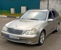 Сірий Мерседес Ц-Клас, об'ємом двигуна 2.1 л та пробігом 343 тис. км за 6700 $, фото 1 на Automoto.ua