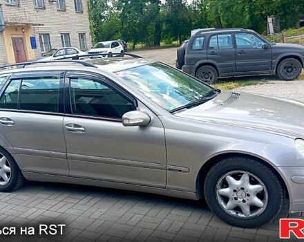 Сірий Мерседес Ц-Клас, об'ємом двигуна 1.8 л та пробігом 387 тис. км за 6700 $, фото 4 на Automoto.ua