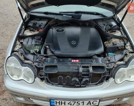Серый Мерседес Ц-Класс, объемом двигателя 2.15 л и пробегом 310 тыс. км за 5680 $, фото 15 на Automoto.ua