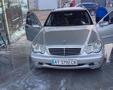 Сірий Мерседес Ц-Клас, об'ємом двигуна 2.1 л та пробігом 400 тис. км за 4850 $, фото 2 на Automoto.ua