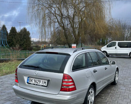 Сірий Мерседес Ц-Клас, об'ємом двигуна 1.8 л та пробігом 249 тис. км за 5500 $, фото 4 на Automoto.ua