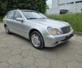 Сірий Мерседес Ц-Клас, об'ємом двигуна 2.2 л та пробігом 364 тис. км за 2350 $, фото 1 на Automoto.ua