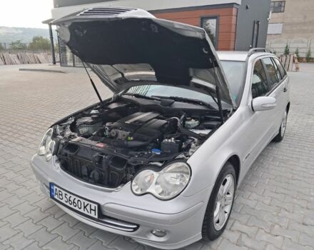 Серый Мерседес Ц-Класс, объемом двигателя 1.8 л и пробегом 250 тыс. км за 4800 $, фото 4 на Automoto.ua